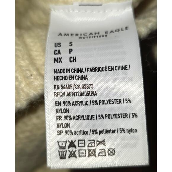 American Eagle Size Small Cream Fringe Cable Knit Cream Sweater EUC - Picture 8 of 8